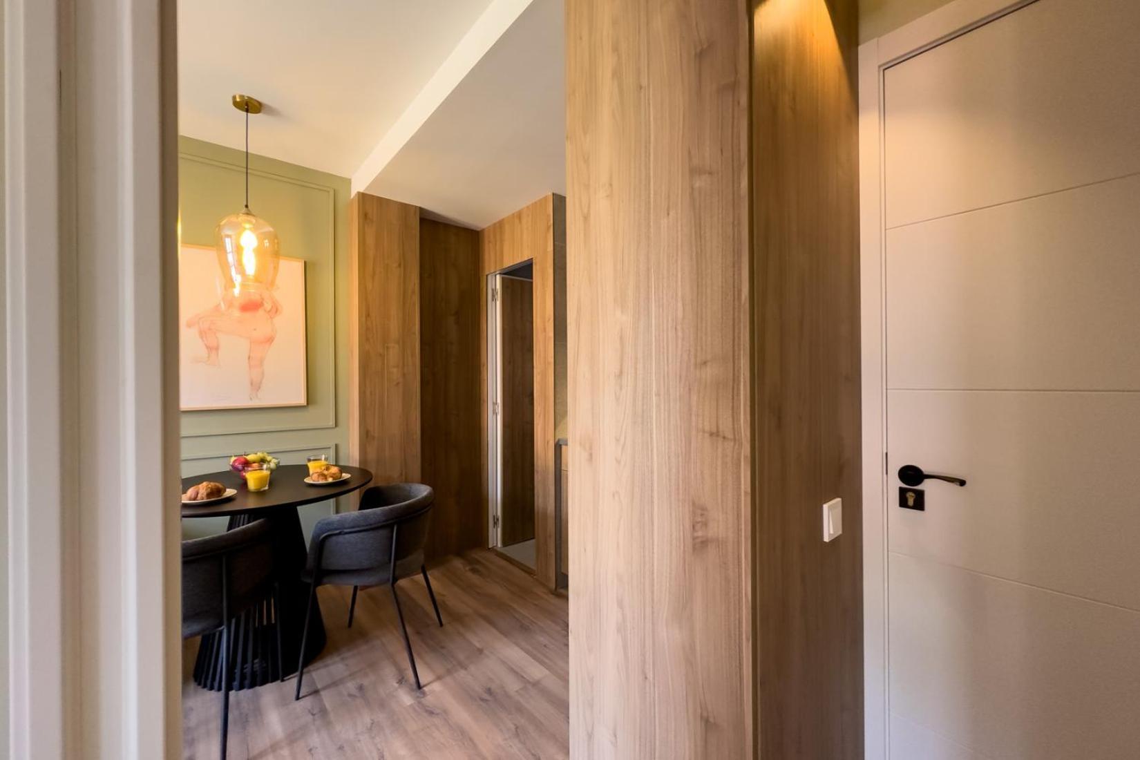 Oasis Suites Near Picasso Museum Barcelona Exterior foto