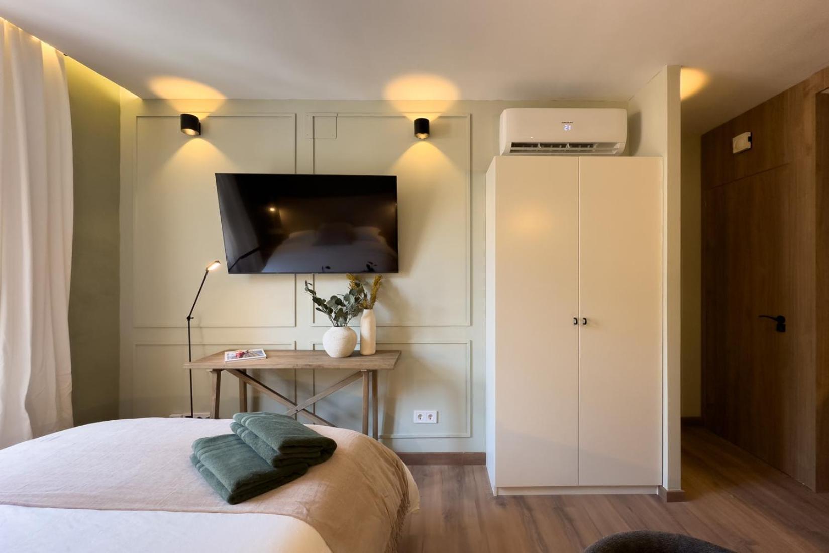 Oasis Suites Near Picasso Museum Barcelona Exterior foto