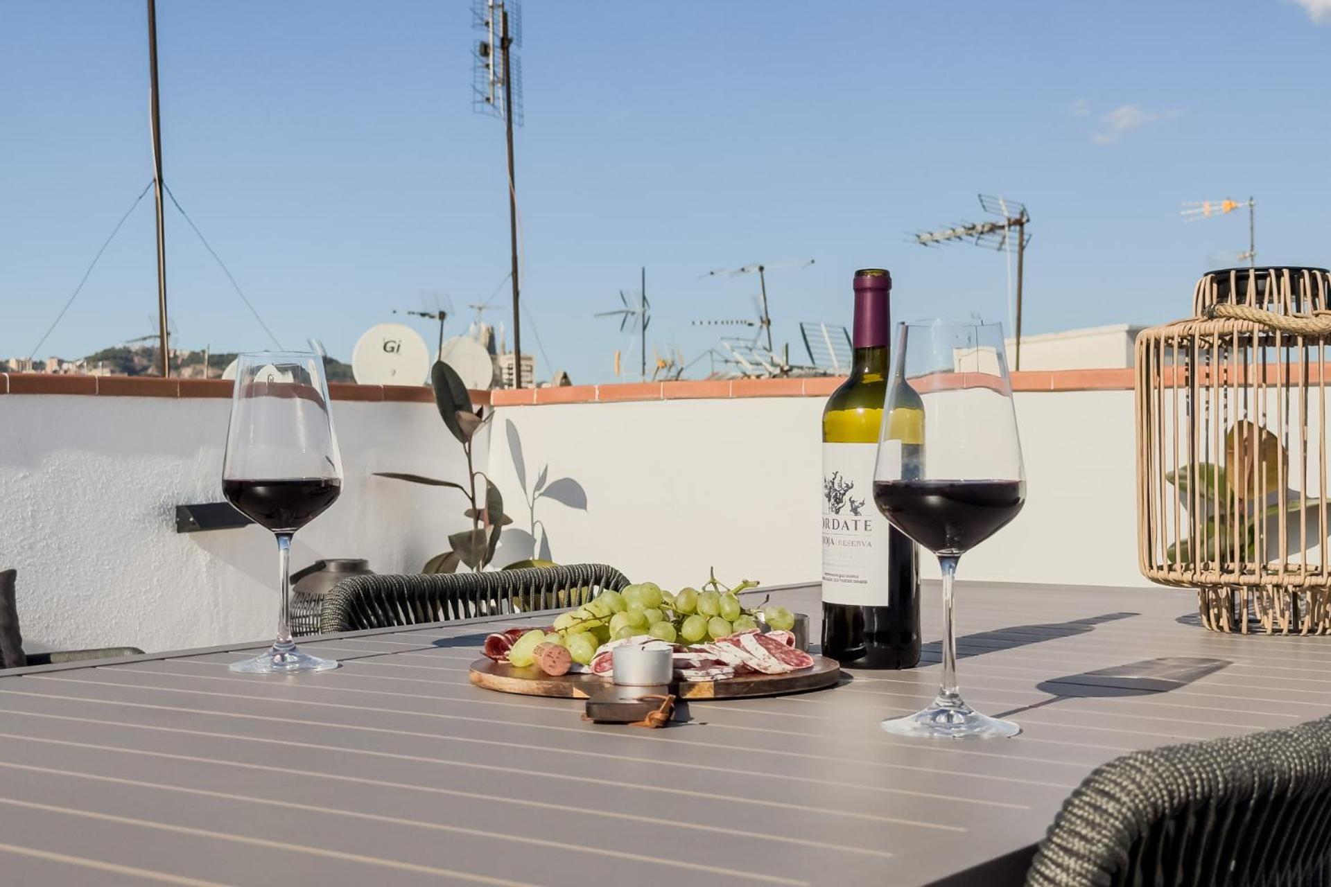 Oasis Suites Near Picasso Museum Barcelona Exterior foto